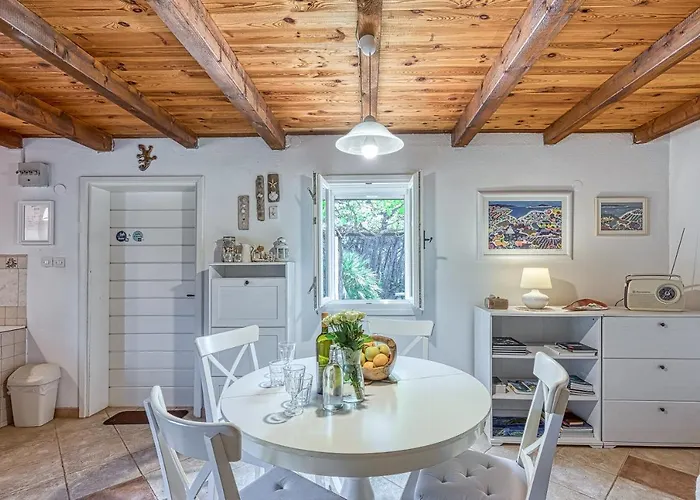 Дом отдыха Eco House Zabodarski - Happy